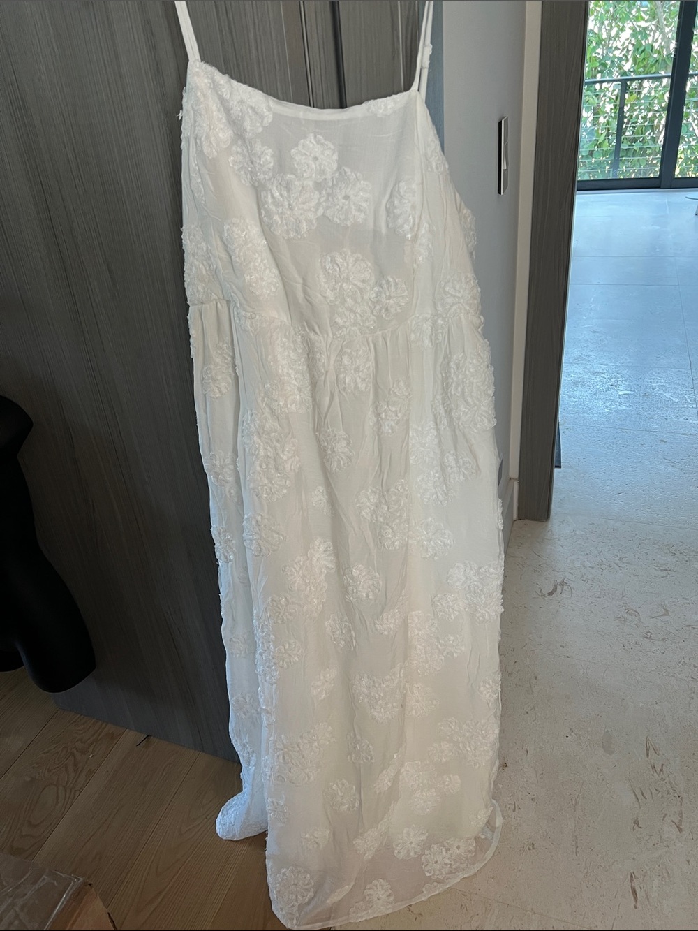 NWT REVOLVE Australia SHOWPO Pink Diamond Claya white embroidery dress US 16 - Picture 3 of 9